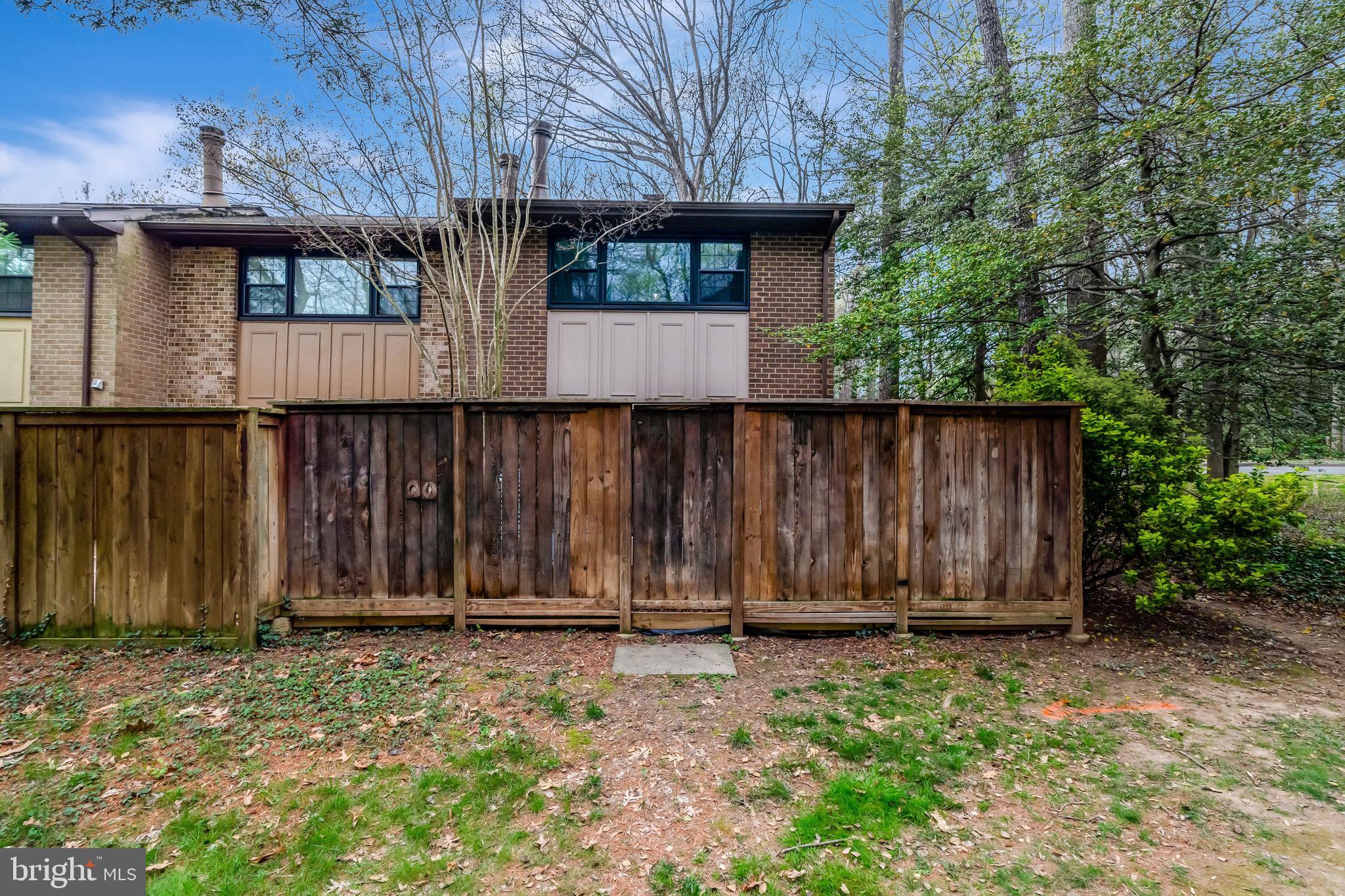 2011 Headlands Circle Reston, VA 20191 - Photo 25 of 26 Gallery Image 25