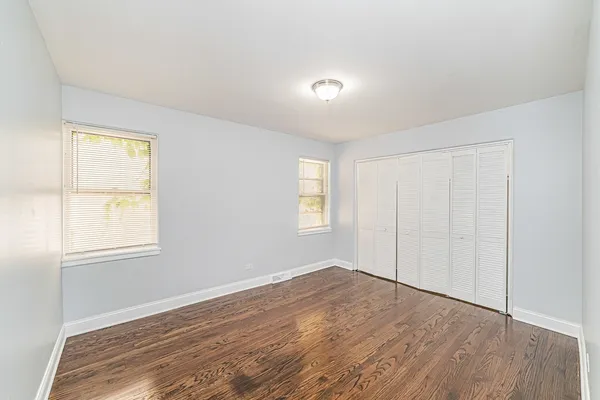 $2,500 | 7530 North Oakley Avenue, Unit 2, Chicago, IL 60645