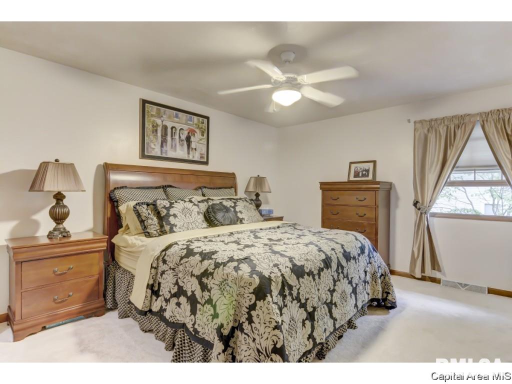312 Thames River Road Springfield, IL 62711 - Photo 24 of 31