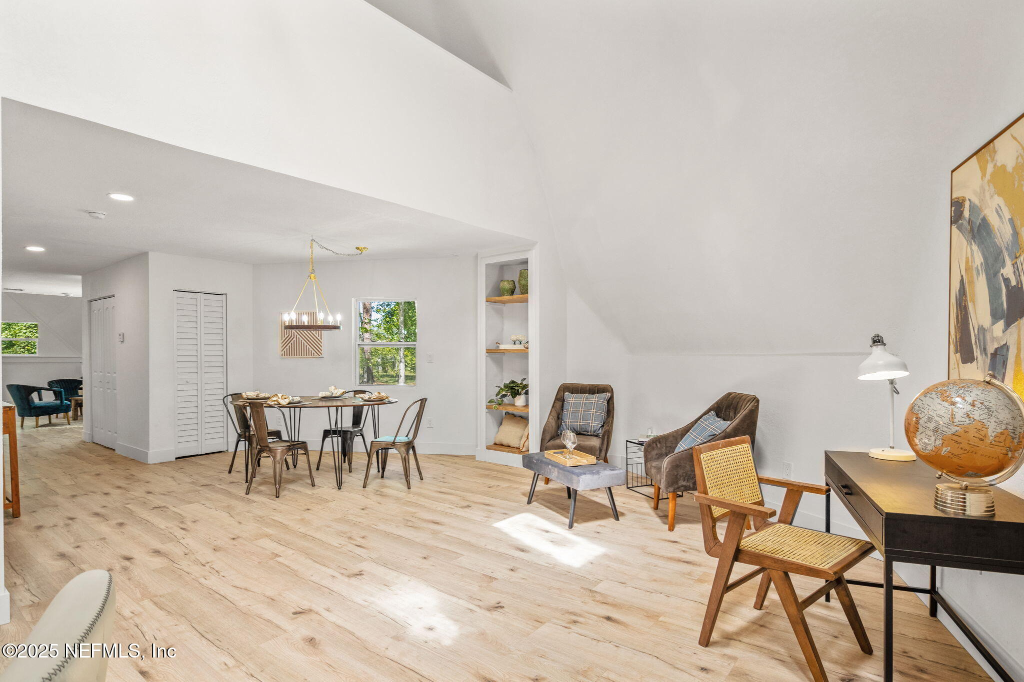 10024 Sandler Road Jacksonville, FL 32222 - Photo 24 of 40 a view of a dining room with furniture and wooden floor
