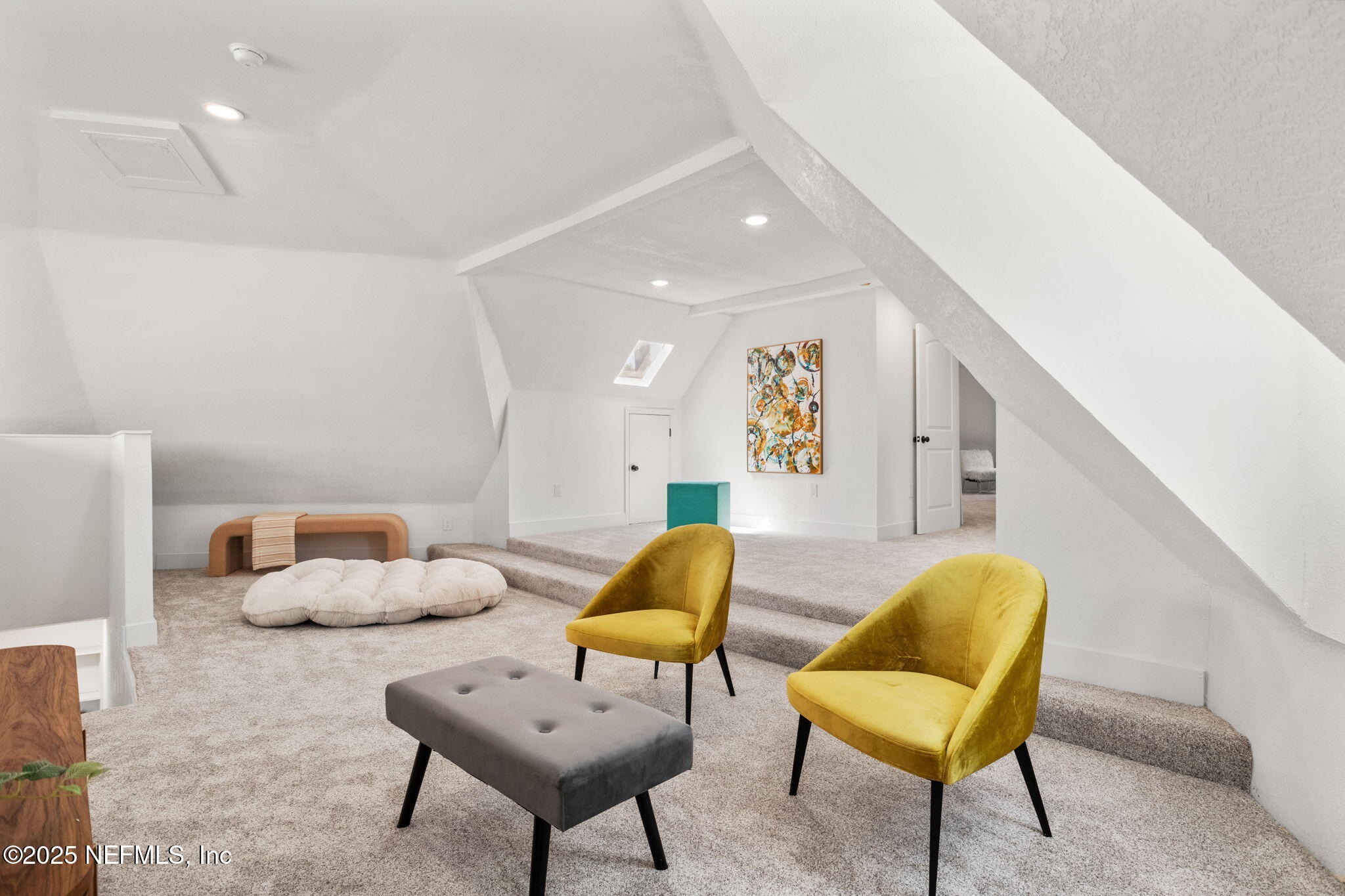 10024 Sandler Road Jacksonville, FL 32222 - Photo 28 of 40 a living room with furniture and a lamp