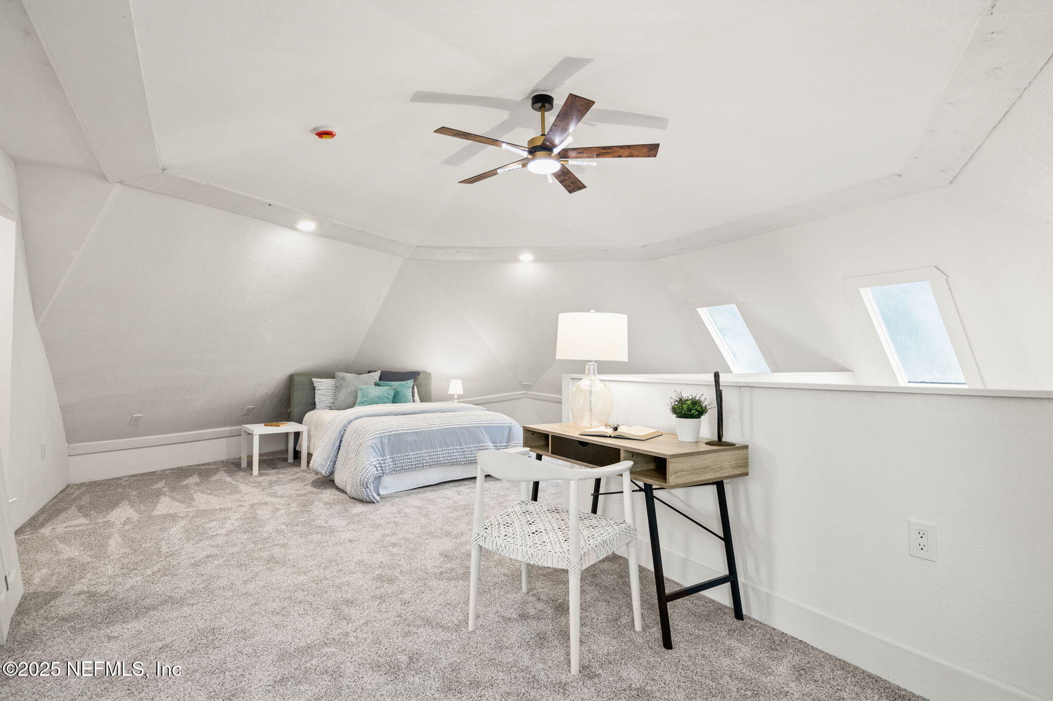 10024 Sandler Road Jacksonville, FL 32222 - Photo 29 of 40 a workspace with furniture and a window