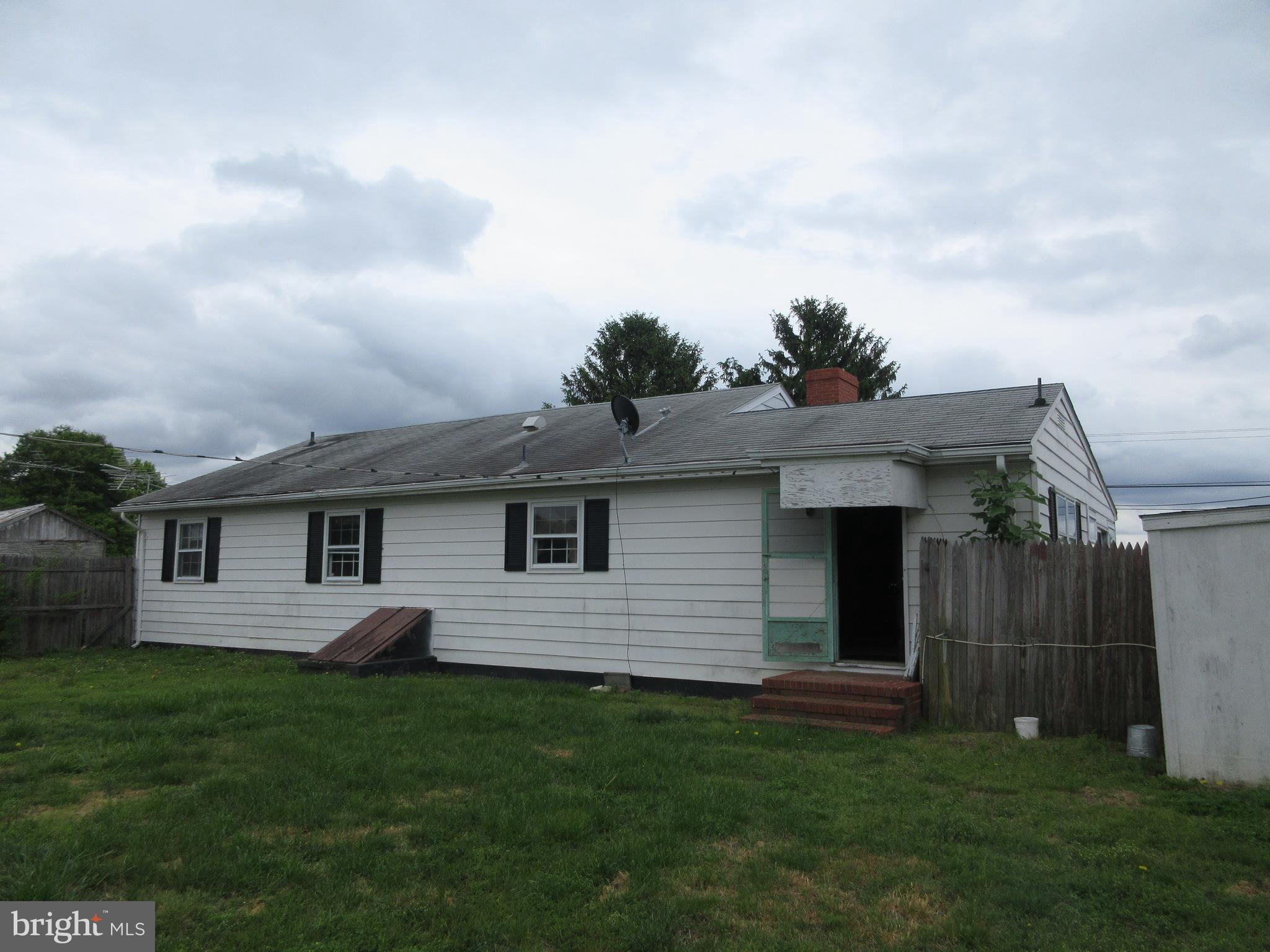 6290 Rock Hall Road Rock Hall, MD 21661 - Photo 3 of 10 Exterior (Rear)