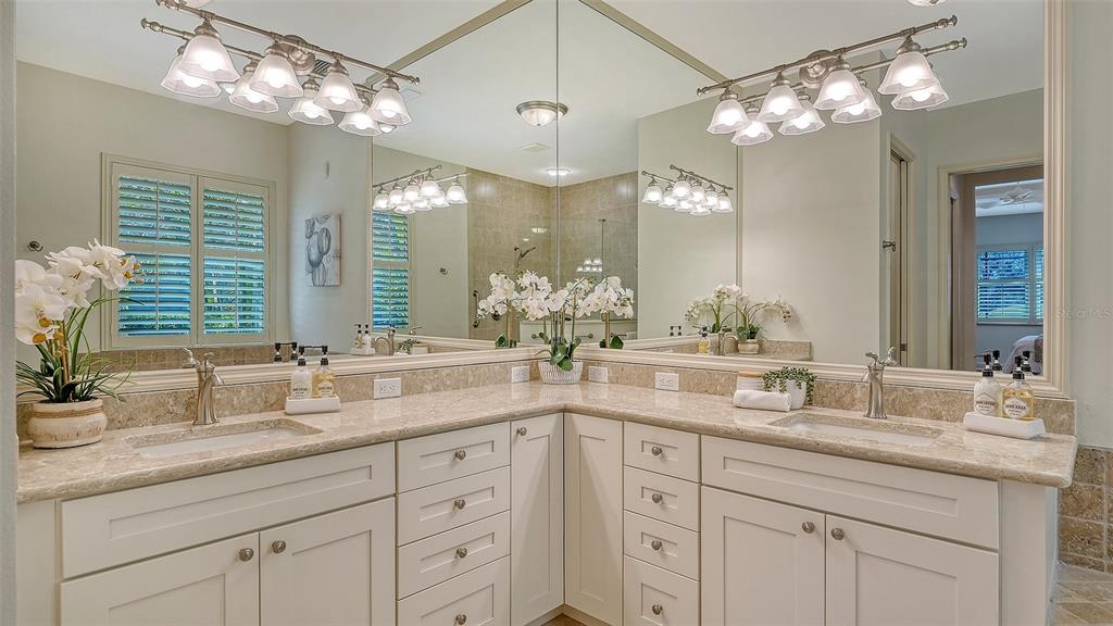 7448 Riviera Cove Lakewood Ranch, FL 34202 - Photo 27 of 96 Gallery Image 27