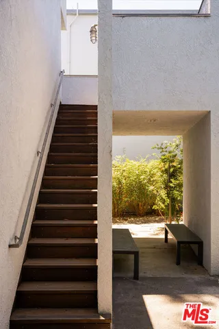 a black and white photo of a floor