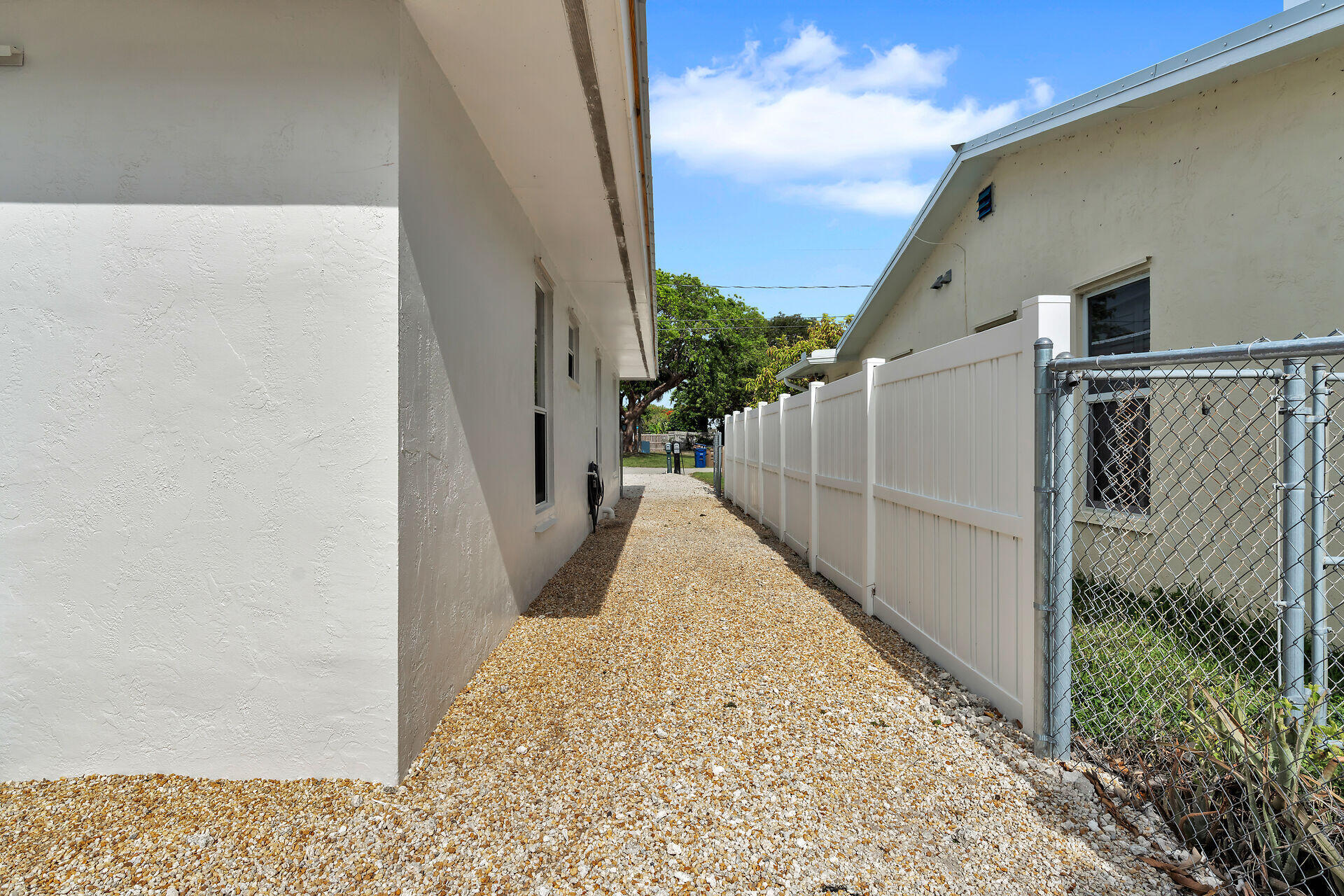 304 2nd Terrace Key Largo, FL 33037 - Photo 48 of 48 48_beyc6a1865fd23b27