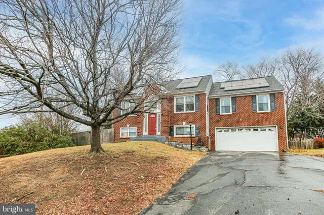 $547,000 | 60 Dawson Drive, Fredericksburg, VA 22405