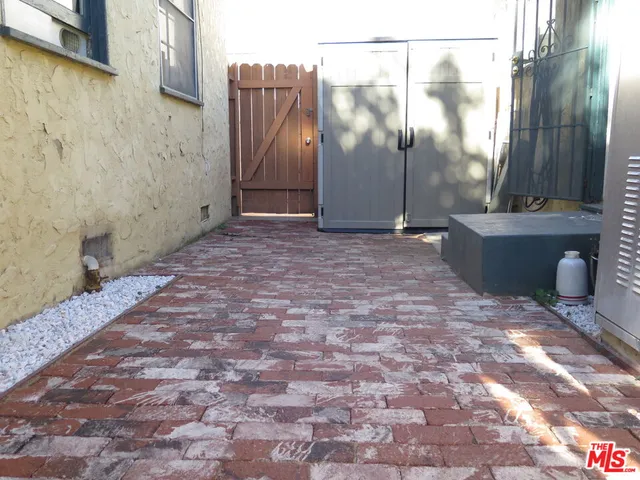 $3,175 | 2128 20th Street, Unit B, Santa Monica, CA 90405