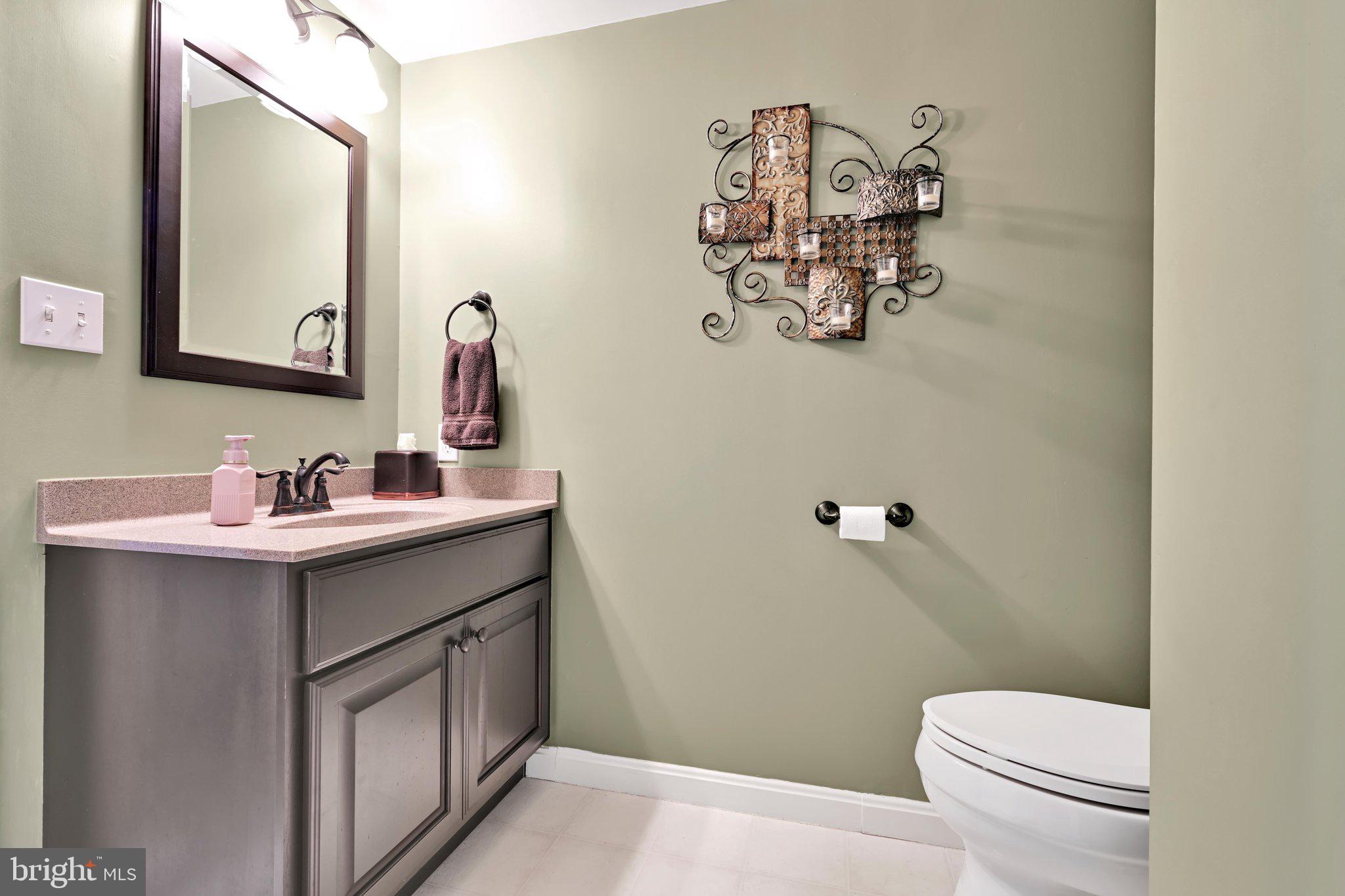 104 Julia Road Ephrata, PA 17522 - Photo 43 of 53 Powder Room
