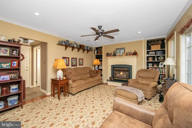 $690,000 | 646 Lincoln Road, Pilesgrove, NJ 08098