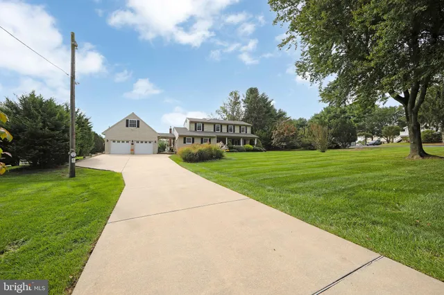 $690,000 | 646 Lincoln Road, Pilesgrove, NJ 08098