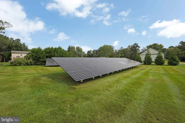 $690,000 | 646 Lincoln Road, Pilesgrove, NJ 08098