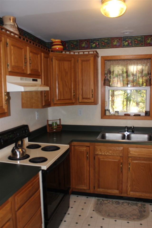 100 Fox Run Road Hinsdale, NH 03451 - Photo 3 of 29 Gallery Image 3