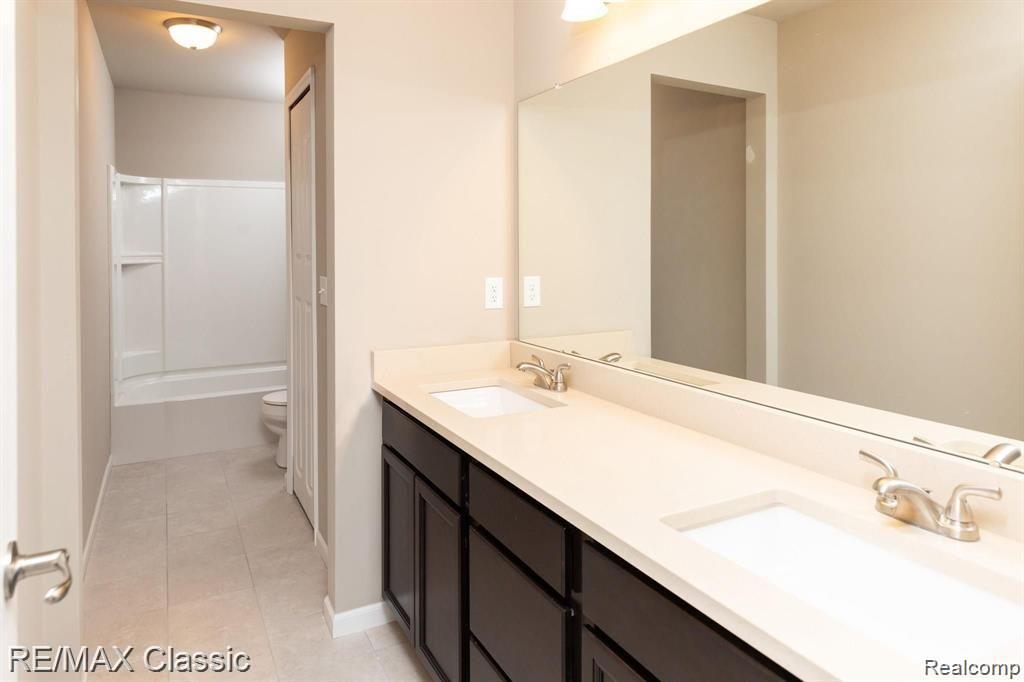 5168 Ridge Lane Warren, MI 48092 - Photo 24 of 31 Gallery Image 24