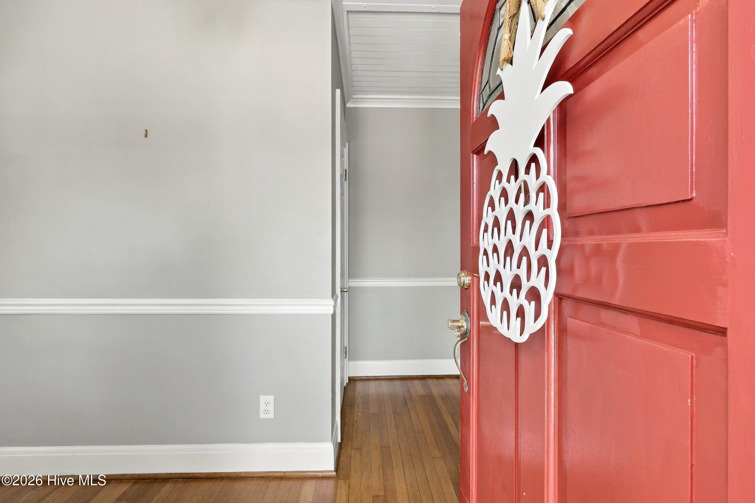 1903 Rivershore Road Elizabeth City, NC 27909 - Photo 4 of 43 FOYER