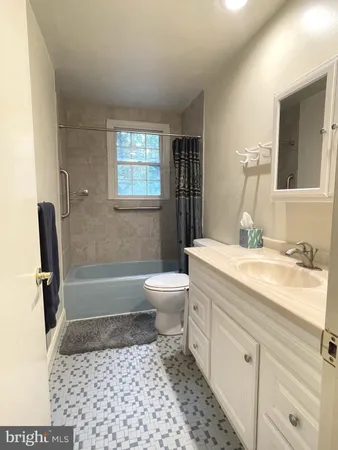 $550,000 | 43 The Horseshoe, Newark, DE 19711