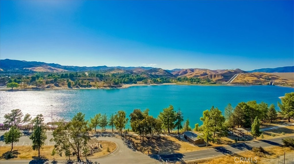 27763 Wakefield Road Castaic, CA 91384 - Photo 39 of 39 a view of a city with lake view