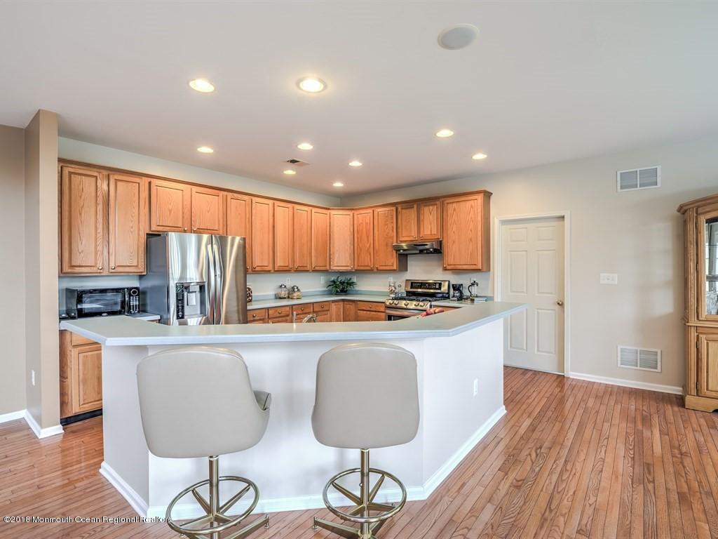 66 Pleasant Valley Road Morganville, NJ 07751 - Photo 17 of 38 016_KITCHEN