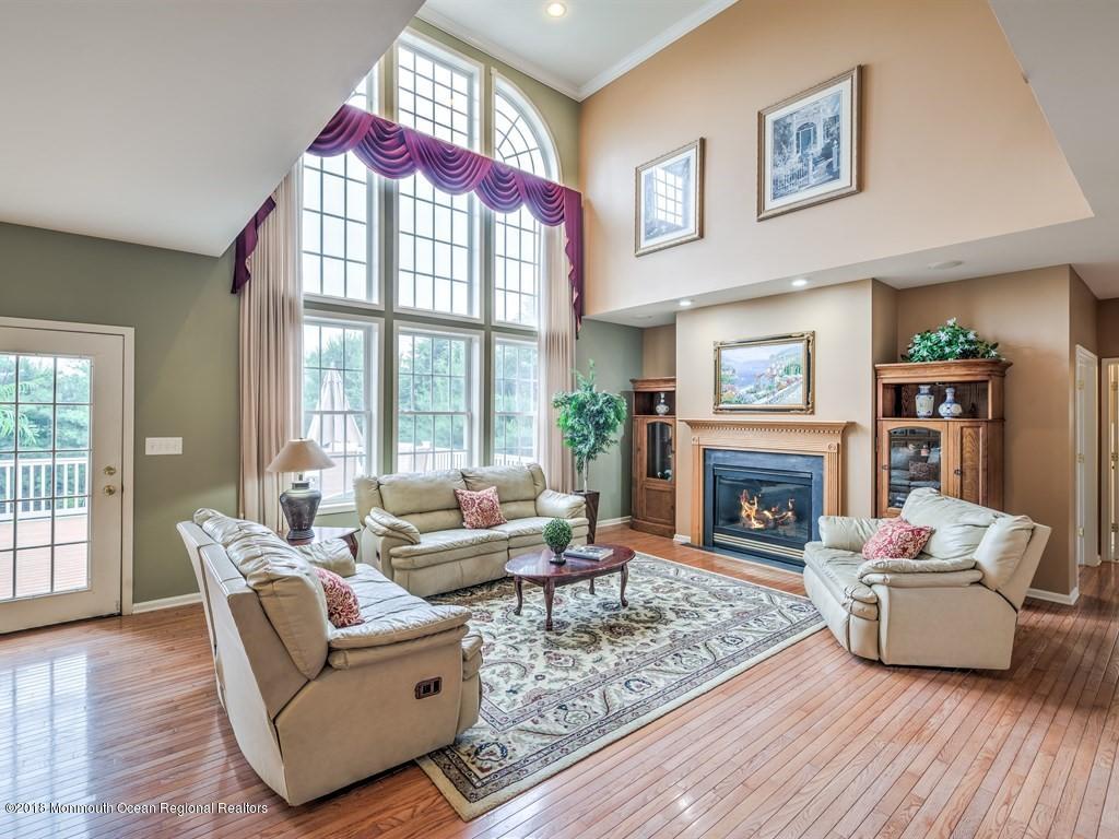 66 Pleasant Valley Road Morganville, NJ 07751 - Photo 7 of 38 009_DEN