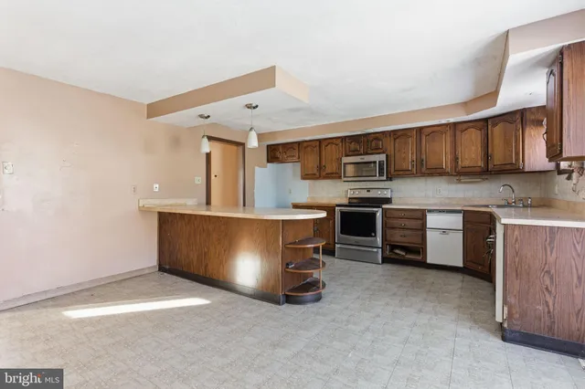 $405,000 | 1057 Bridge Road, Bensalem, PA 19020