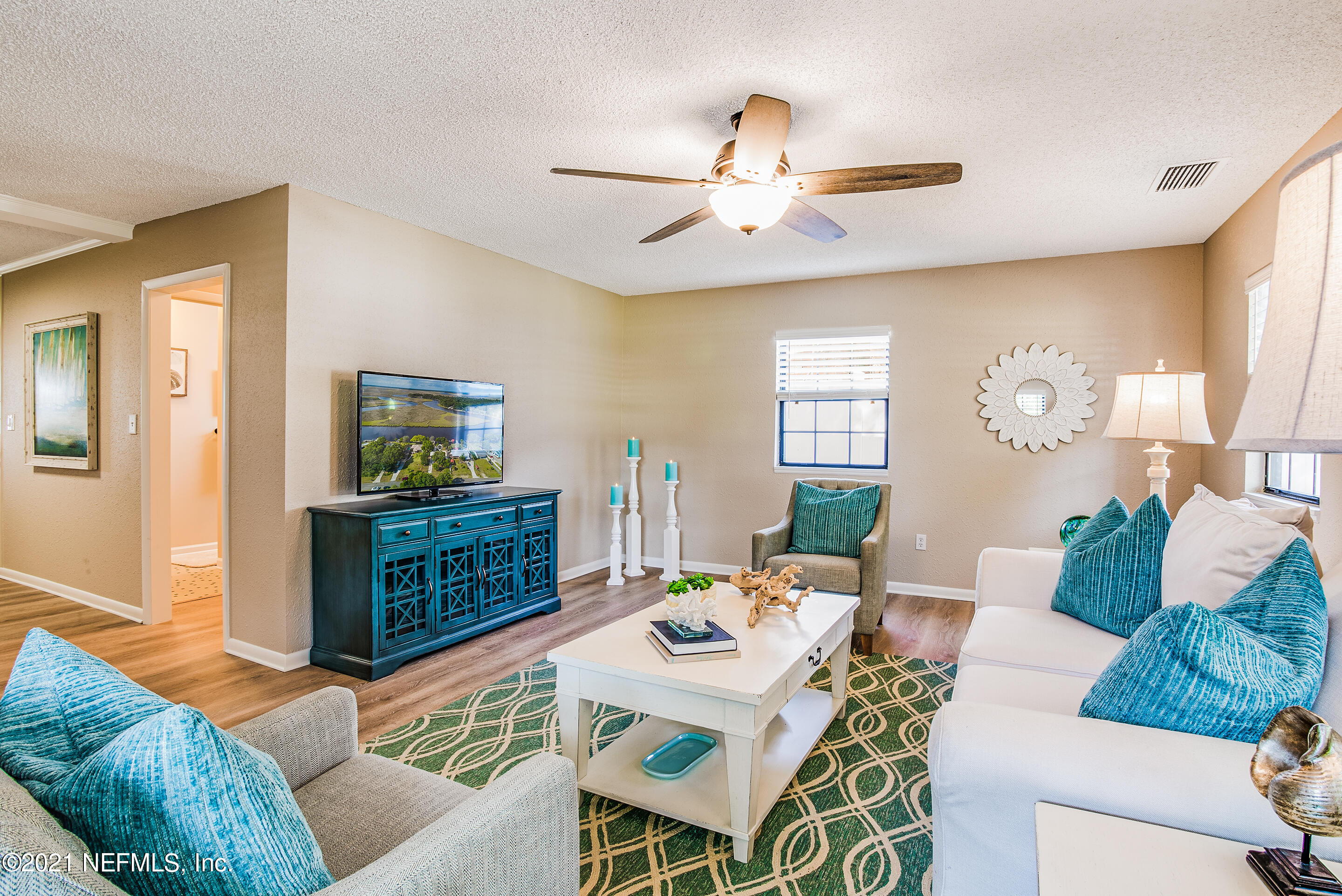 85922 Avant Road Yulee, FL 32097 - Photo 7 of 25 Living Room