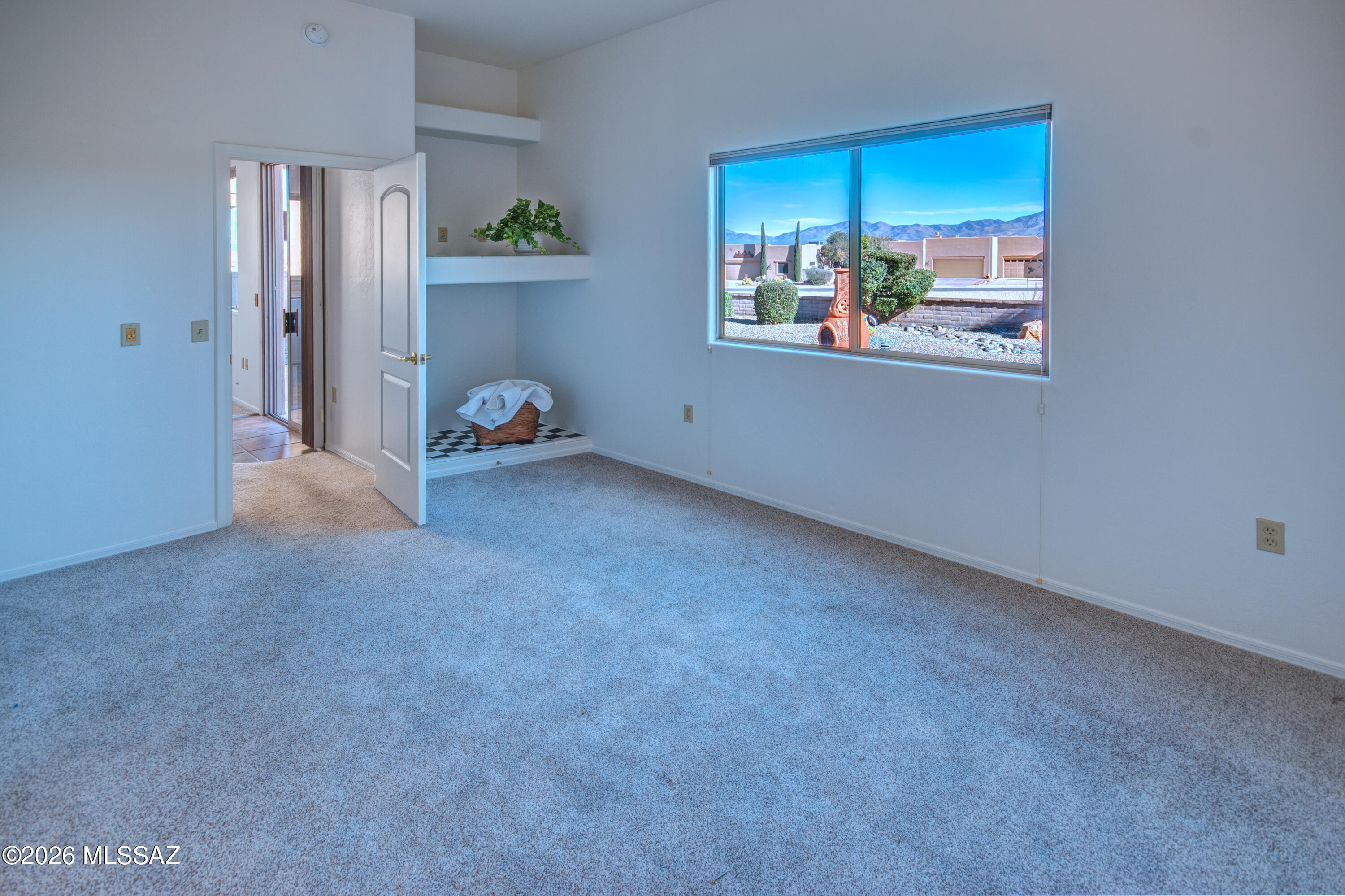 4003 South Golden Lynx Road Green Valley, AZ 85614 - Photo 14 of 36 Primary bedroom2