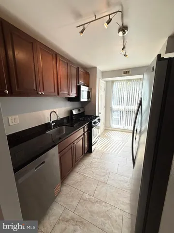 $1,999 | 5602 Bismach Drive, Unit 204, Alexandria, VA 22312