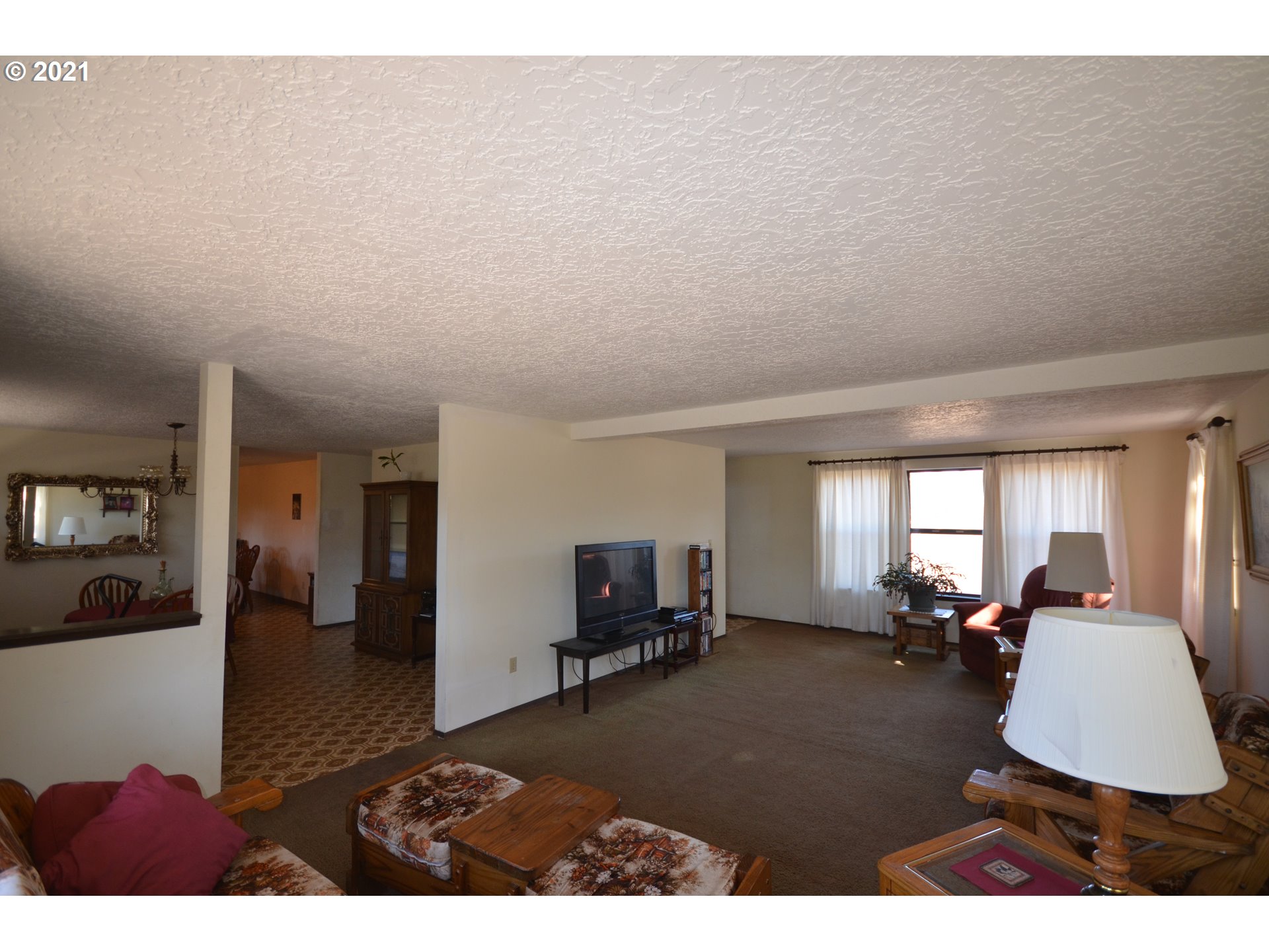 3755 Sandlin Road The Dalles, OR 97058 - Photo 3 of 32 Gallery Image 3