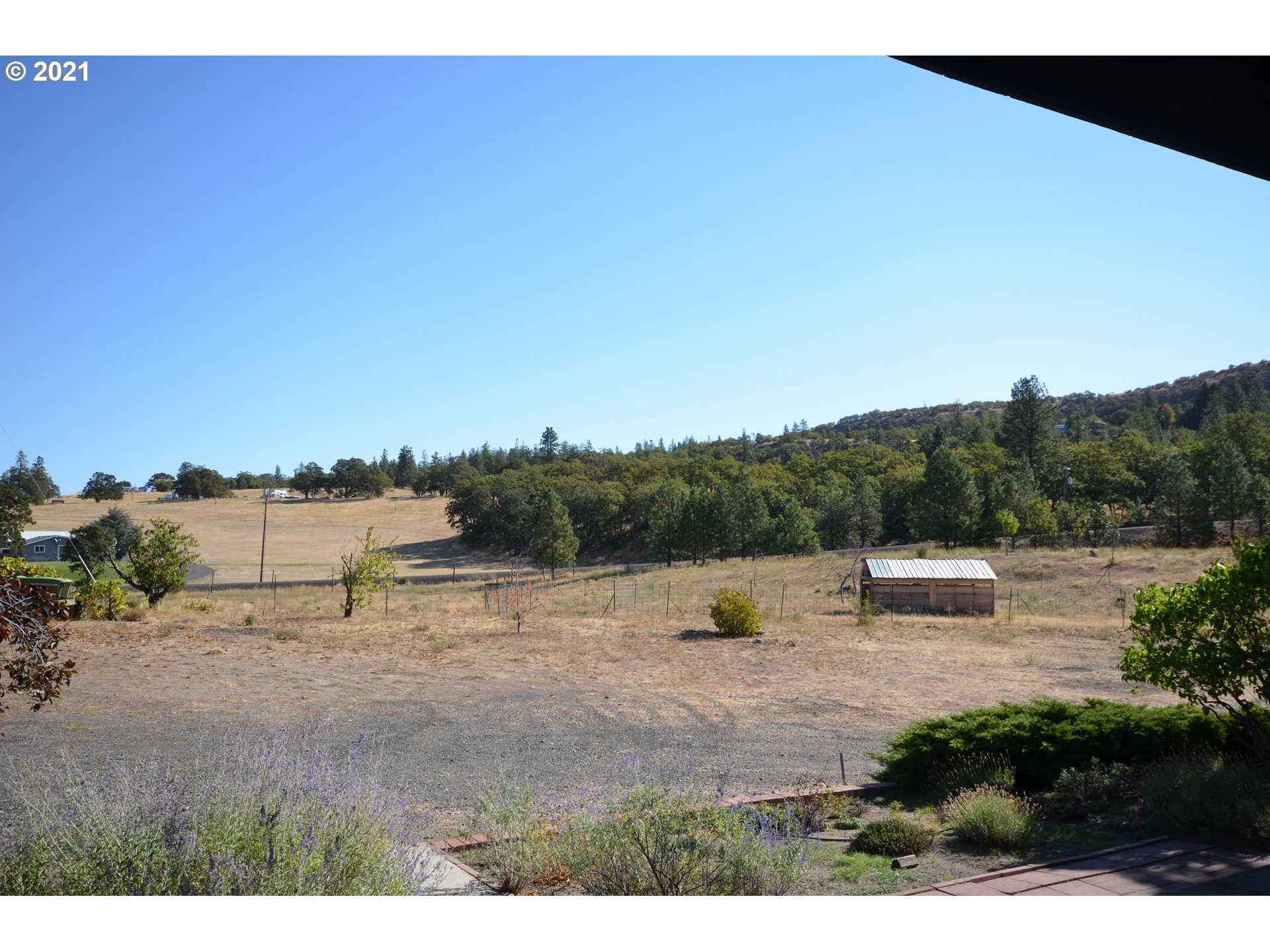 3755 Sandlin Road The Dalles, OR 97058 - Photo 27 of 32 Gallery Image 27