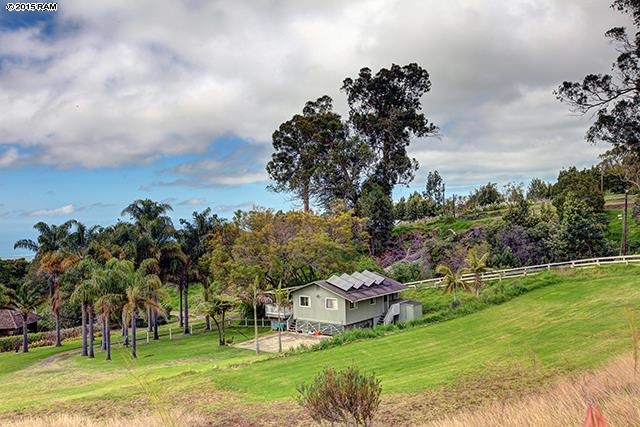 104 Cooke Road Kula, HI 96790 - Photo 17 of 22 a view of a house with a big yard