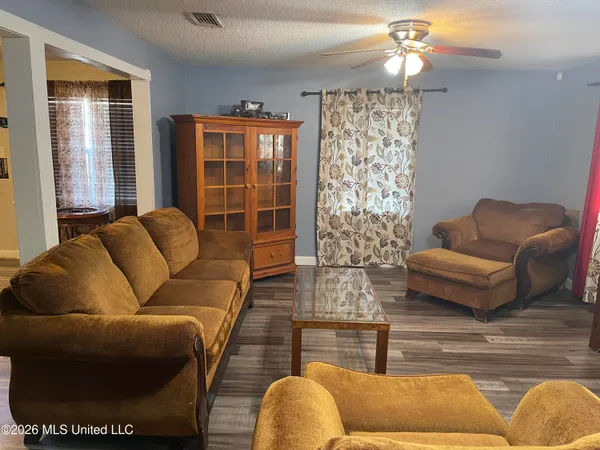 $115,000 | 2429 Sycamore Street, Pascagoula, MS 39581