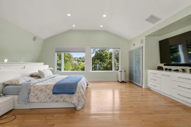 $2,175,000 | 27 Hamilton Place, Needham, MA 02494