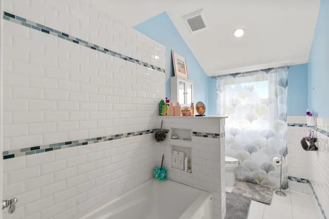 $2,175,000 | 27 Hamilton Place, Needham, MA 02494