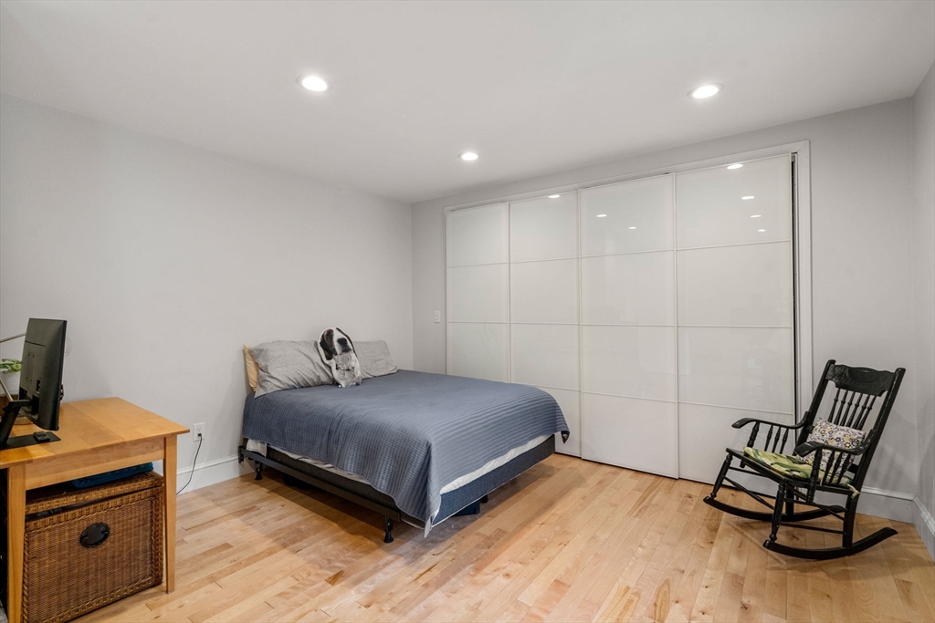 27 Hamilton Place Needham, MA 02494 - Photo 31 of 42