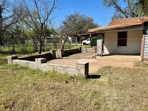 a view of outdoor space yard and patio