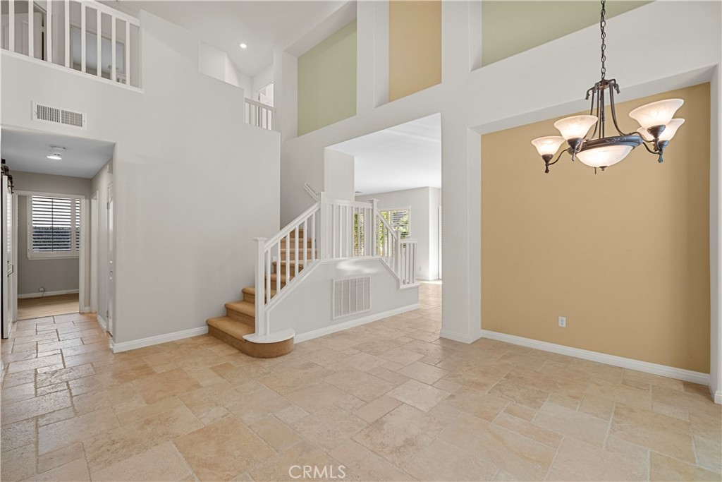 25512 Wilde Avenue Stevenson Ranch, CA 91381 - Photo 9 of 53 Entry & dining area