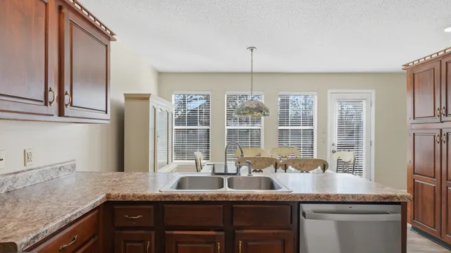 $450,000 | 7618 Asherton Lane, Chattanooga, TN 37421