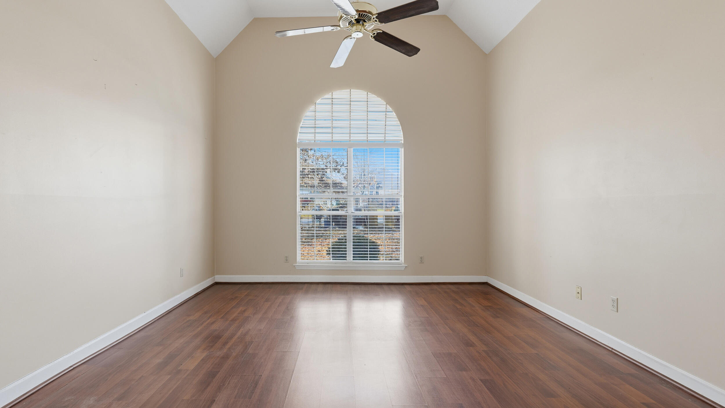 7618 Asherton Lane Chattanooga, TN 37421 - Photo 18 of 45 7618 Asherton Ln-15