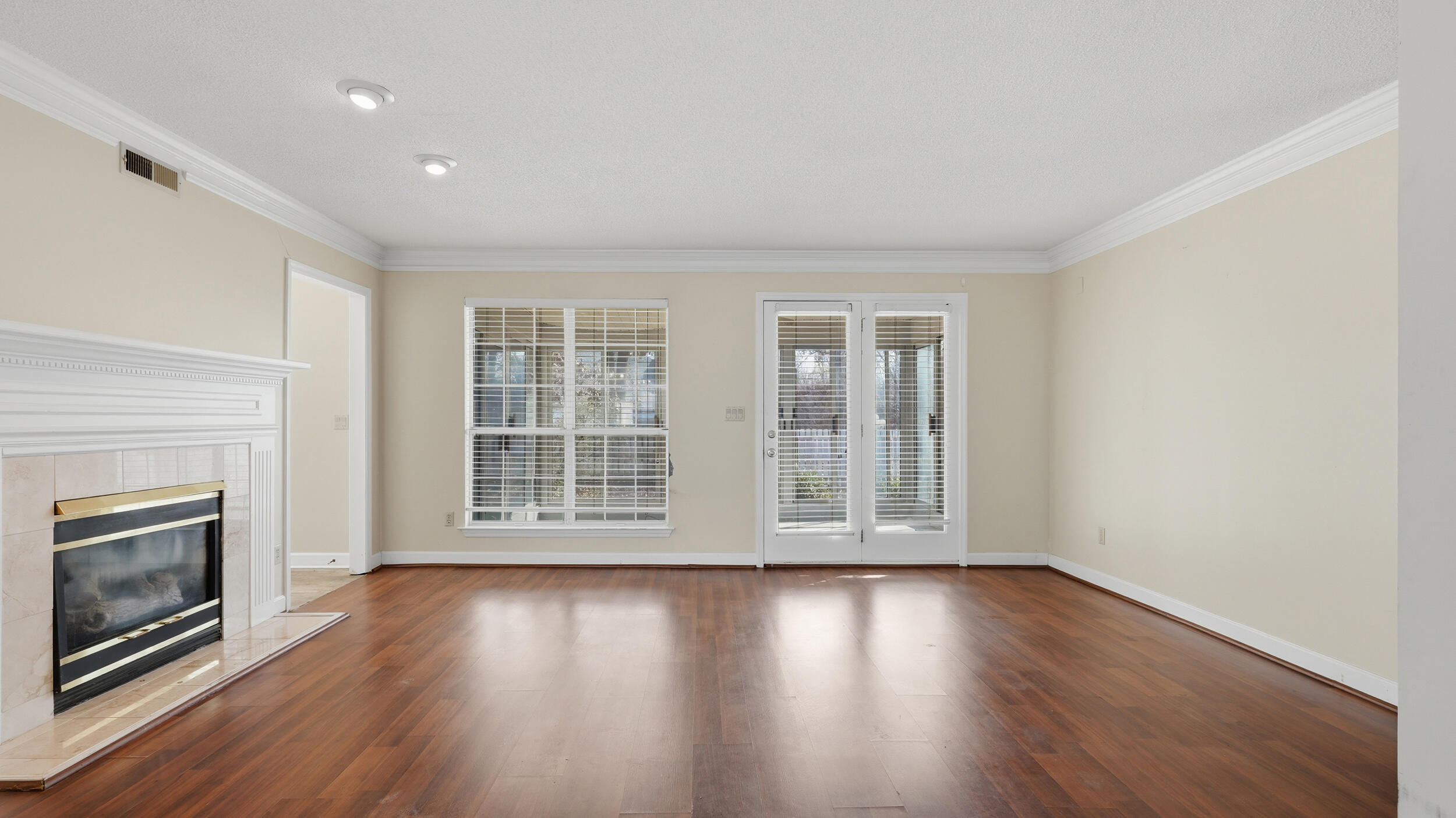 7618 Asherton Lane Chattanooga, TN 37421 - Photo 10 of 45 7618 Asherton Ln-8