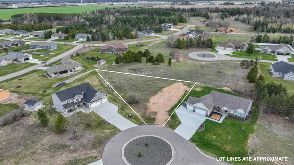 $49,900 | 640 West Silverleaf Court, Plover, WI 54467