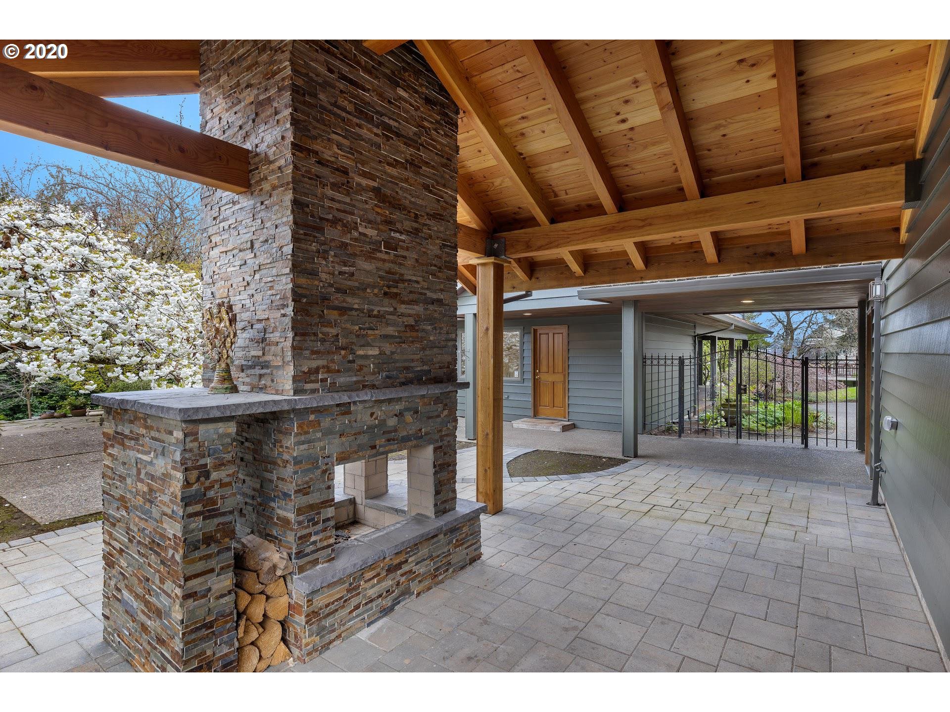 13905 Southwest 158th Terrace Portland, OR 97224 - Photo 26 of 30