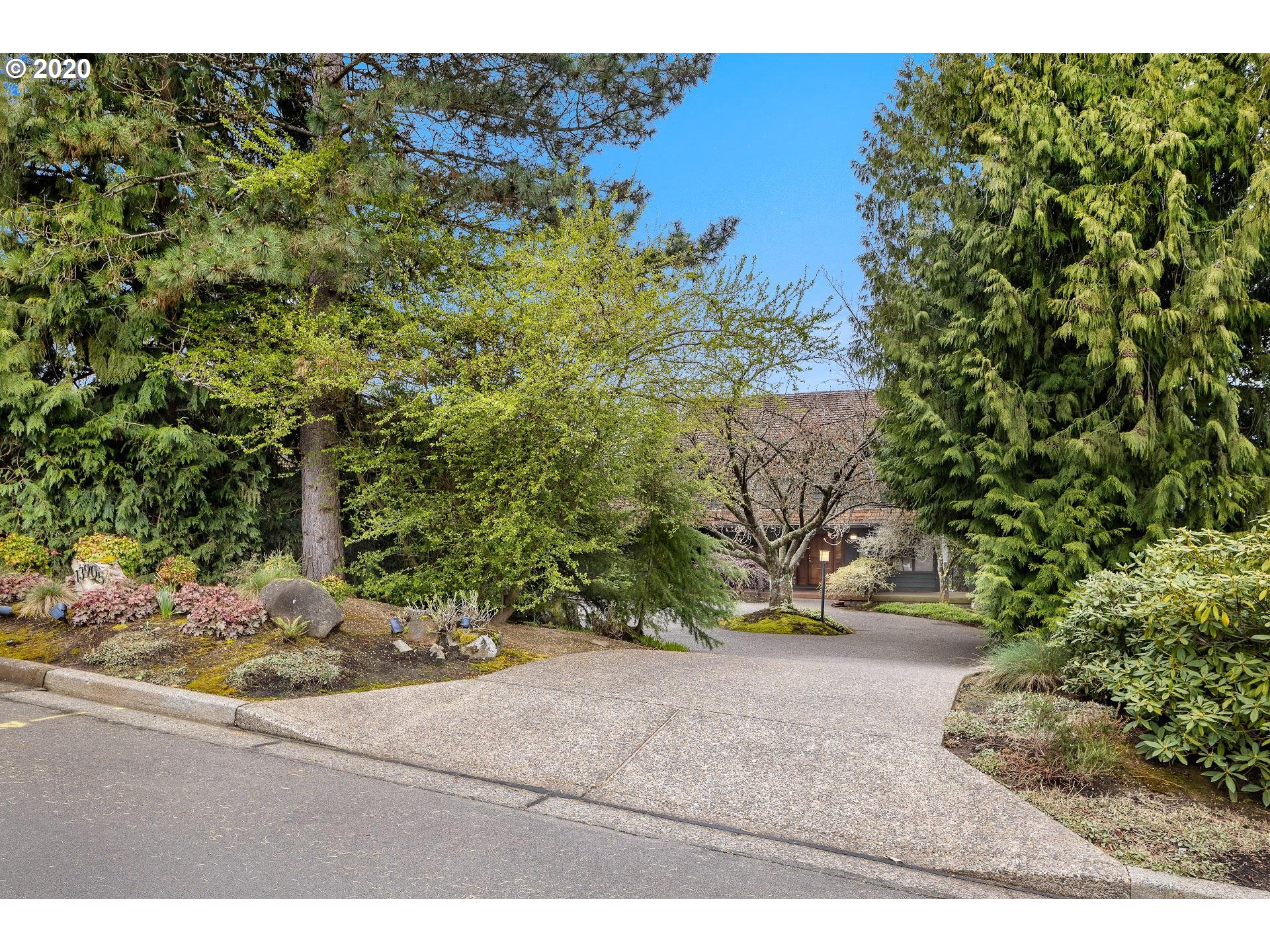 13905 Southwest 158th Terrace Portland, OR 97224 - Photo 30 of 30