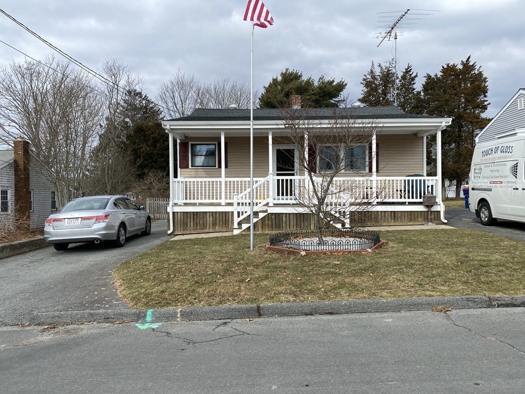 36 Hacker Street, Fairhaven, MA 02719 Compass