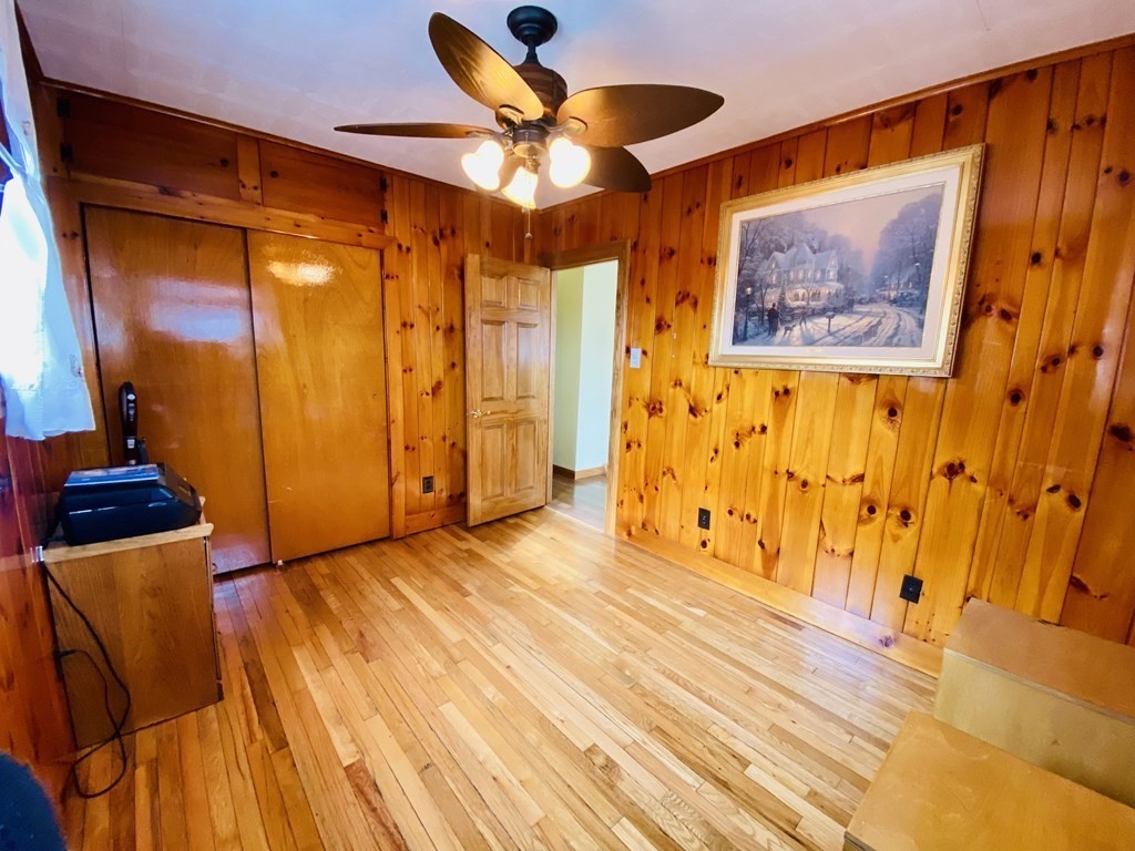 36 Hacker Street Fairhaven, MA 02719 - Photo 12 of 20 Gallery Image 12