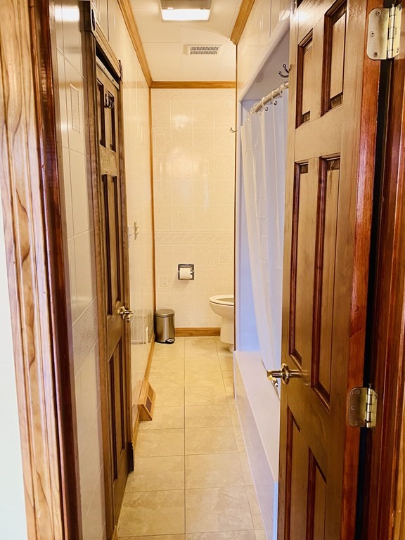 36 Hacker Street Fairhaven, MA 02719 - Photo 9 of 20 Gallery Image 9