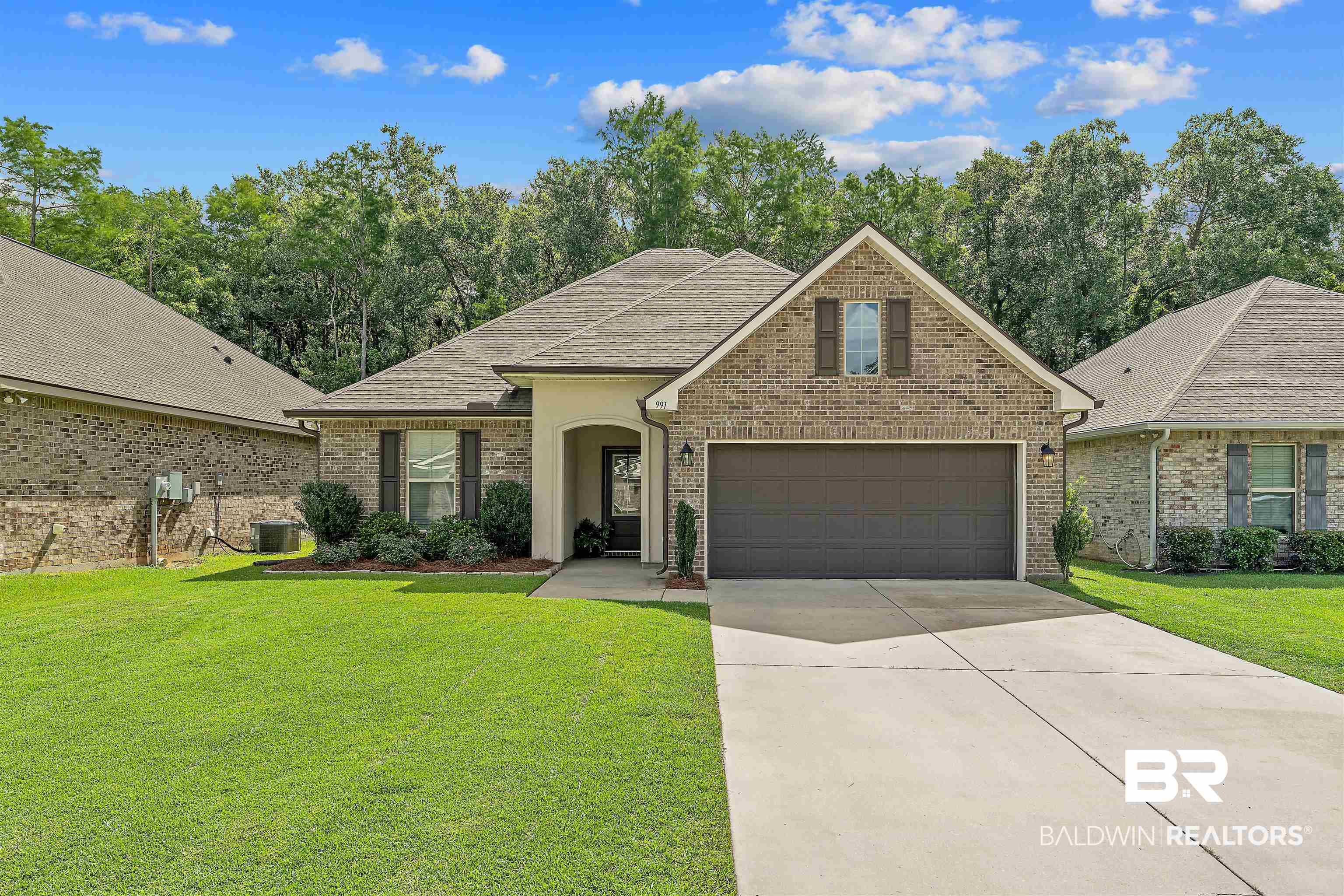 991 Gibson Court Foley, AL 36535 - Photo 1 of 30