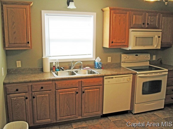 3624 Sheffield Road Springfield, IL 62703 - Photo 5 of 8