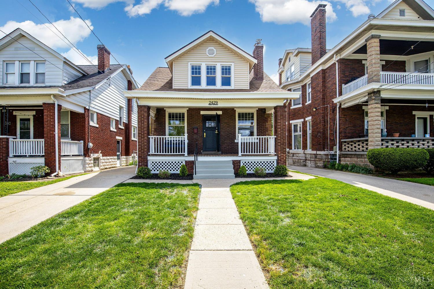2429 Park Avenue Cincinnati, OH 45212 - Photo 1 of 40