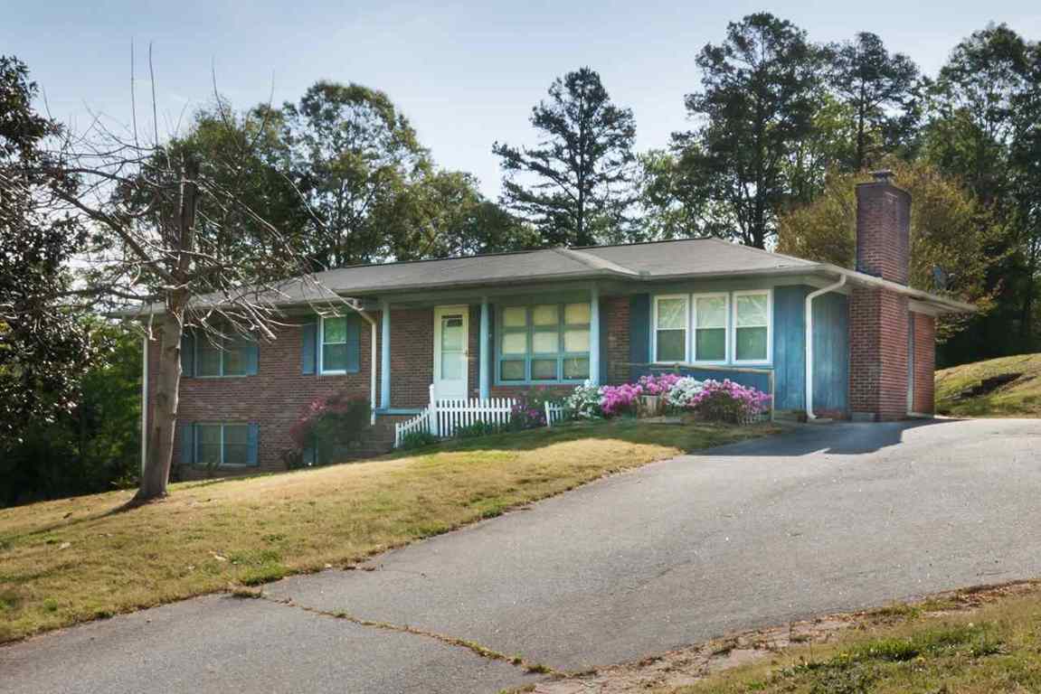 749 Dr Johns Road Westminster, SC 29693 - Photo 1 of 26 Gallery Image 1