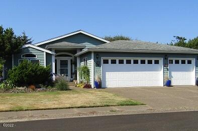 1240 Southwest Sailfish Loop Waldport, OR 97394 - Photo 2 of 29 Front angle